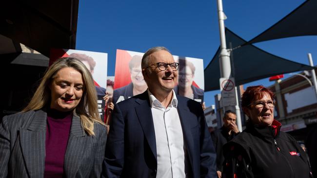 Prime Minister Anthony Albanese In Devonport, Tasmania in the electorate of Braddon. Picture: Jason Edwards / NewsWire
