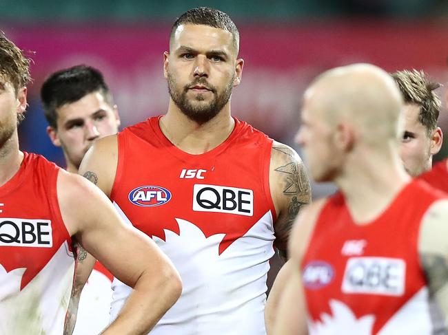 SYDNEY, AUSTRALIA - SEPTEMBER 08:  Lance Franklin of the Swans looks dejected after the AFL Second Elimination Final match between the Sydney Swans and the GWS Giants at Sydney Cricket Ground on September 8, 2018 in Sydney, Australia.  (Photo by Ryan Pierse/Getty Images)