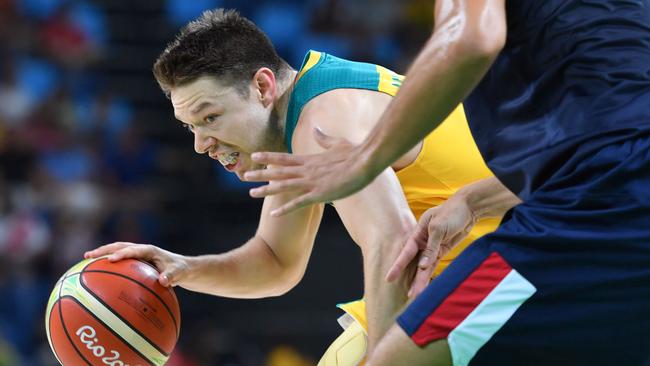 Matthew Dellavedova finished with a game-high 10 assists.