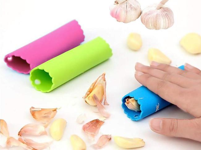 Zyliss silicone garlic peeler. Supplied