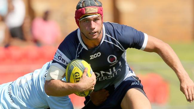 TOOWOOMBA, AUSTRALIA - NOVEMBER 05: Hamish Stewart of QLD is tackled during the NRC Semi Final match between Queensland Country and Fijian Drua at Clive Berghofer Stadium on November 5, 2017 in Toowoomba, Australia. (Photo by Jono Searle/Getty Images)