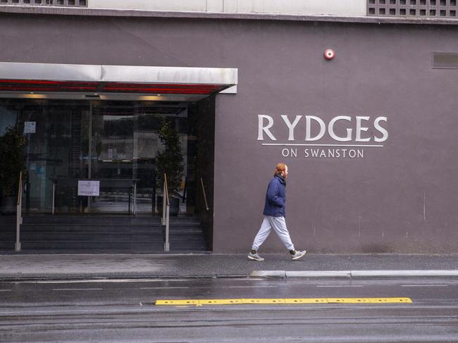 Security guards will be replaced by cabin crew at Melbourne’s quarantine hotels, including Rydges hotel in Carlton. Picture: Wayne Taylor/NCA NewsWire