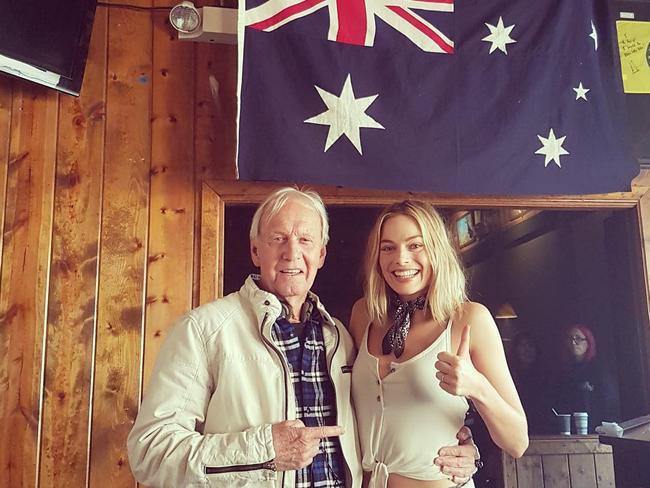 Paul Hogan (as Michael ‘Crocodile’ Dundee) and Margot Robbie. Picture: Instagram