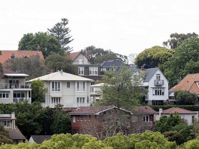 People struggling to buy a house in Sydney might be better off looking for a unit. Picture: NCA NewsWire / Nikki Short