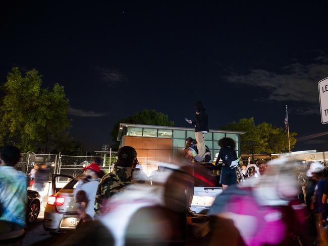 A group of protesters rallies around the Fifth Police Precinct in Minneapolis, Minnesota. Picture: Getty