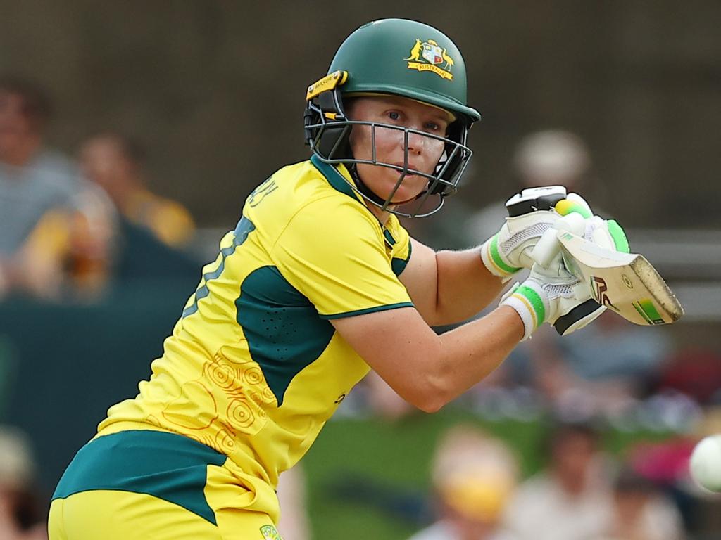 Australia v England - Women's Ashes ODI Series: Game 1