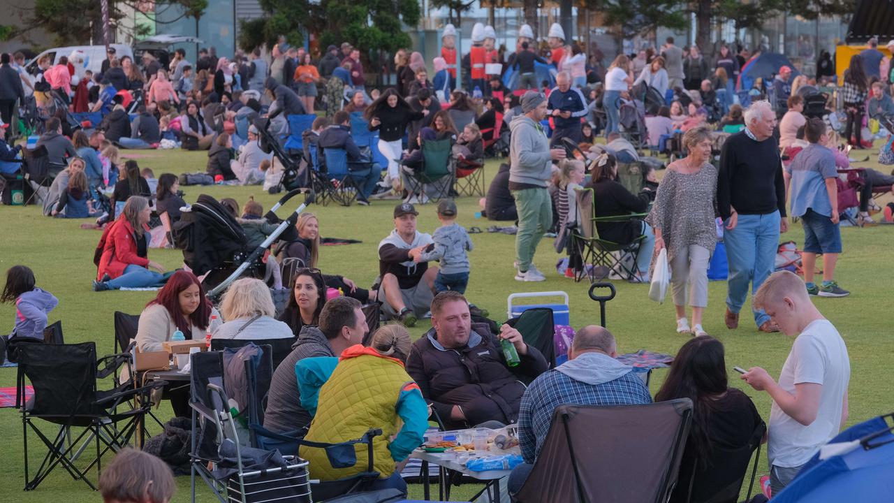 Geelong New Year’s Eve fireworks: pictures, photos | Geelong Advertiser