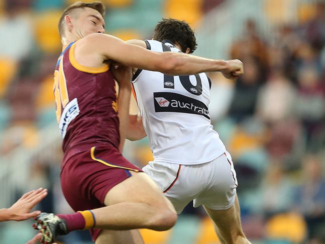 Harris Andrews was collected by this Jeremy Cameron bump. Picture: Getty Images