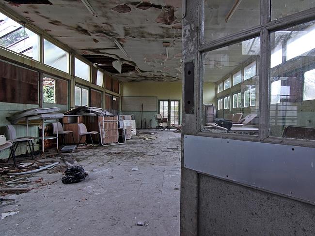 Look Inside The Creepy And Abandoned St Gerards Hospital In Birmingham Au 