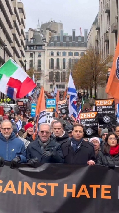 Thousands turn out for anti-Semitism march in London