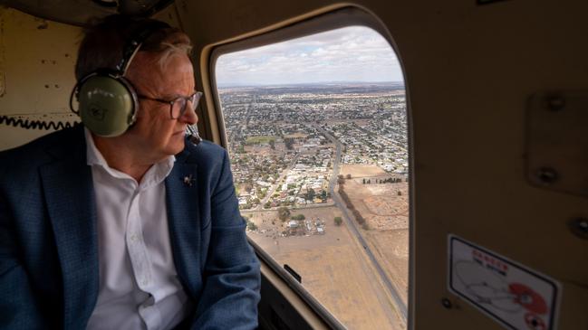 Prime Minister Anthony Albanese pictured on Sunday during a tour of the Grampians bushfire in Victoria. Picture: Supplied