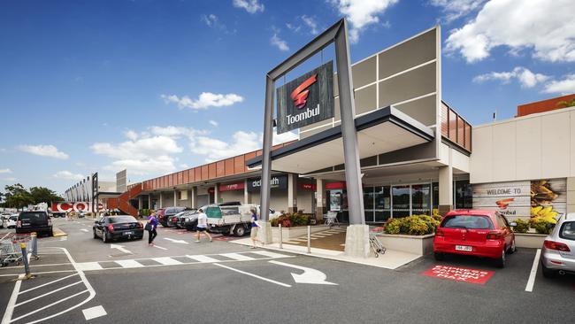 A more recent photo of Toombul shopping centre.