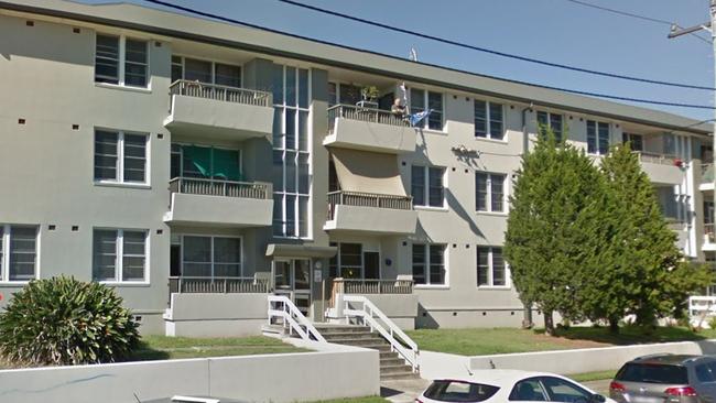 Block of units in Cooks Hill where a couple were shot at by Nomad bikie Michael Lockyer. Google street view