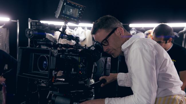 Nicolas Winding Refn shooting <i>The Neon Demon.</i>