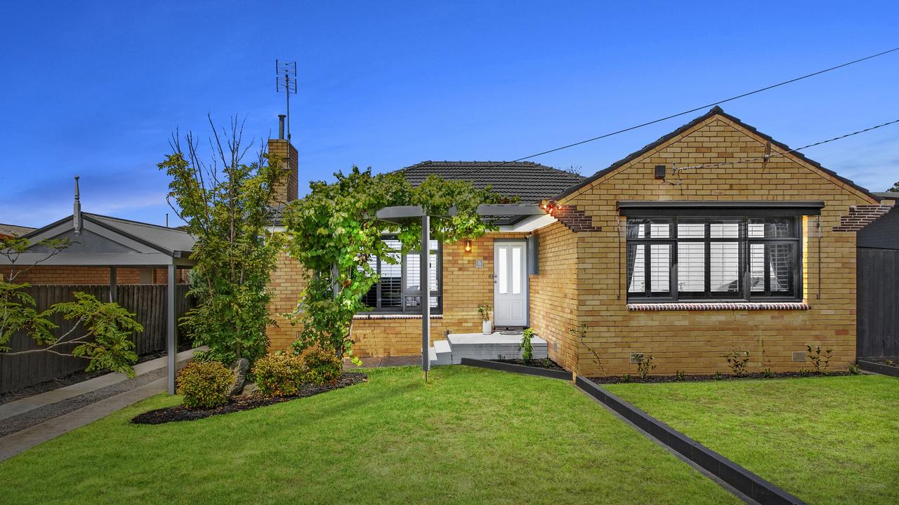 5 Cuthbert Ave, Highton, was auctioned on Saturday.