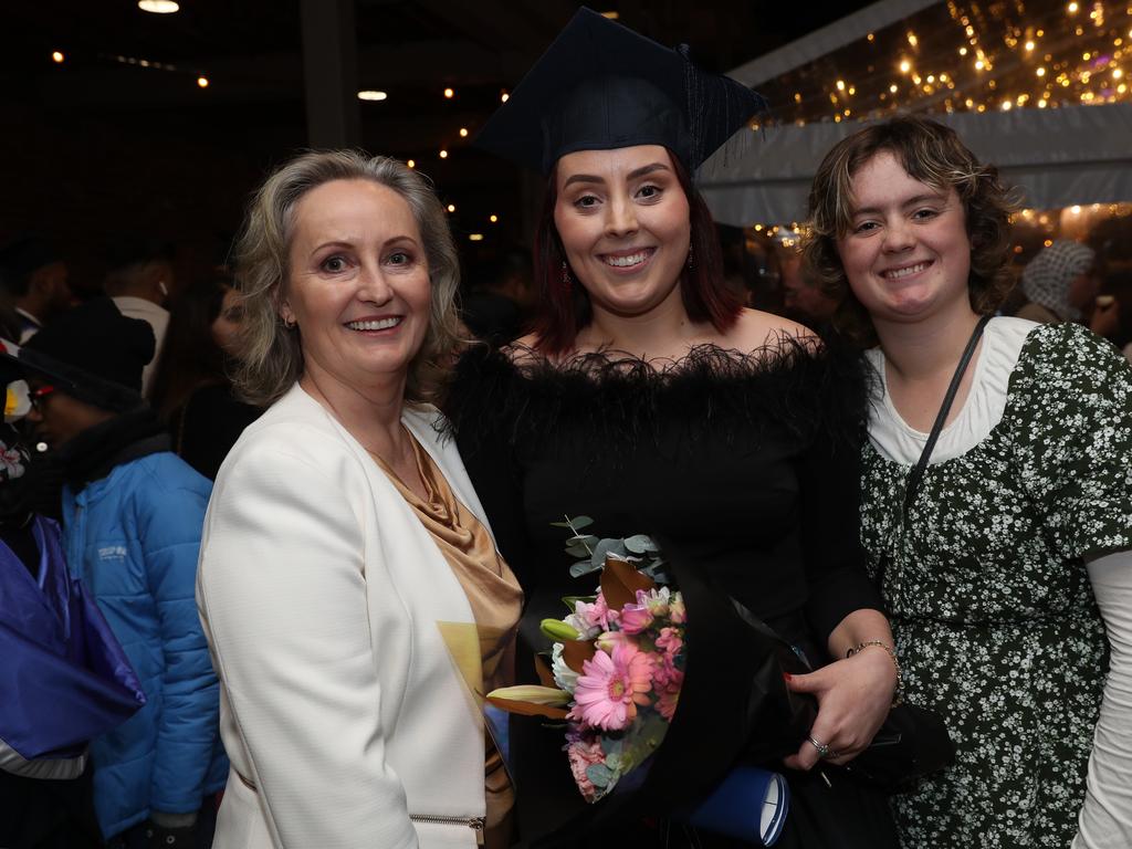 Natalie, Julia and Alex Davies. Deakin University graduation arts and SEBE faculty. Picture: Alan Barber