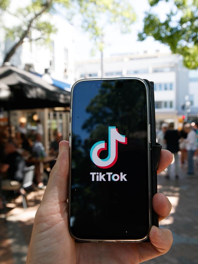 There are cyber security fears over public servants having TikTok on government phones. Picture: Tim Pascoe