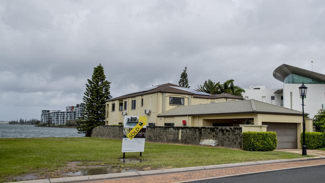 17 (left) and 15 King Arthurs Court, Sovereign Island. Picture: Jerad Williams