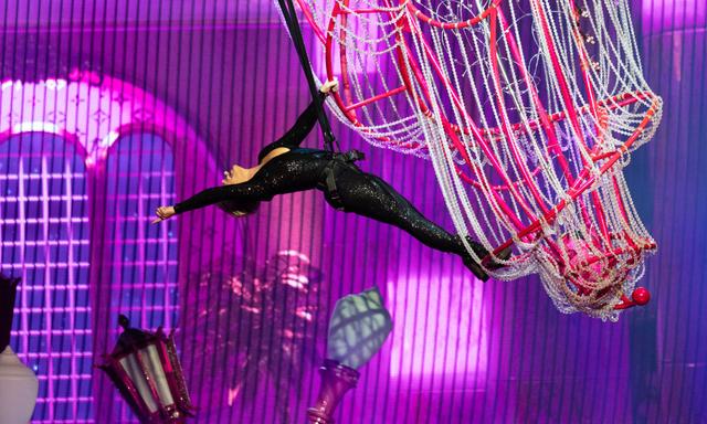 American singer Pink performs in the first Australian concert of her Beautiful Trauma World Tour at Perth Arena in Perth, Tuesday, July 3, 2018. Pink will perform in Perth, Adelaide, Melbourne, Sydney and Brisbane during a 35-date Australian tour. (AAP Image/Richard Wainwright) NO ARCHIVING, EDITORIAL USE ONLY