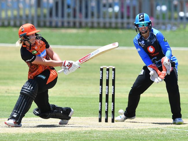 Lanning in action for Perth Scorchers. Picture: David Mariuz/AAP