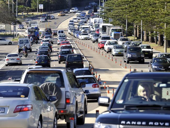 Morning peak hour traffic on The Spit bridge looking south into Mosman.