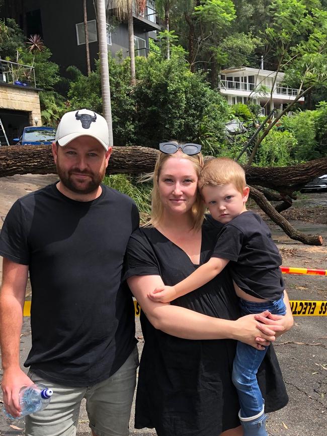 Steven and Ashlee Dowdall with son Memphis, 4, in Kookaburra Cl were evacuated on Monday. Picture: Jim O’Rourke