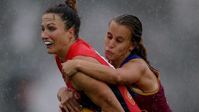 Last year’s Melbourne v Brisbane clash was delayed to due lightning. Picture: Wayne Ludbey