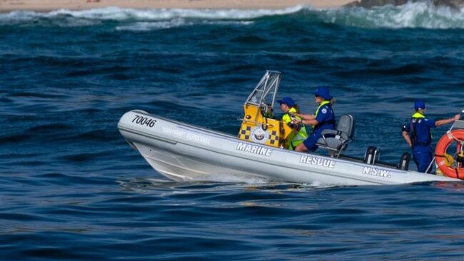 Marine Rescue and emergency services have responded to a houseboat fire on the Hastings River, Port Macquarie.