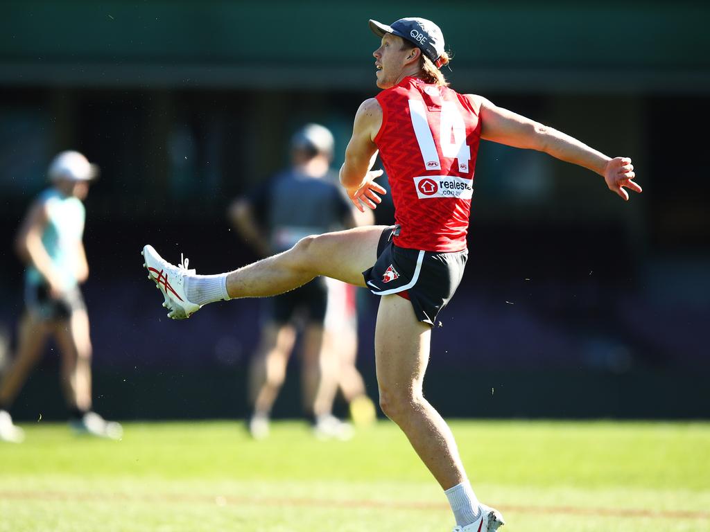 Mills will play his first AFL game in more than 300 days on Saturday. Picture: Brett Costello