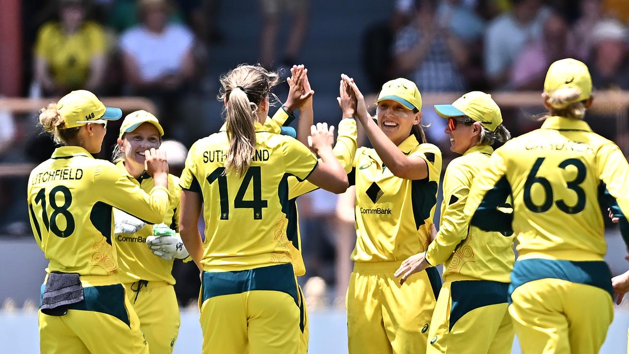 The Aussies were on top of the Poms. (Photo by Ayush Kumar/Getty Images)