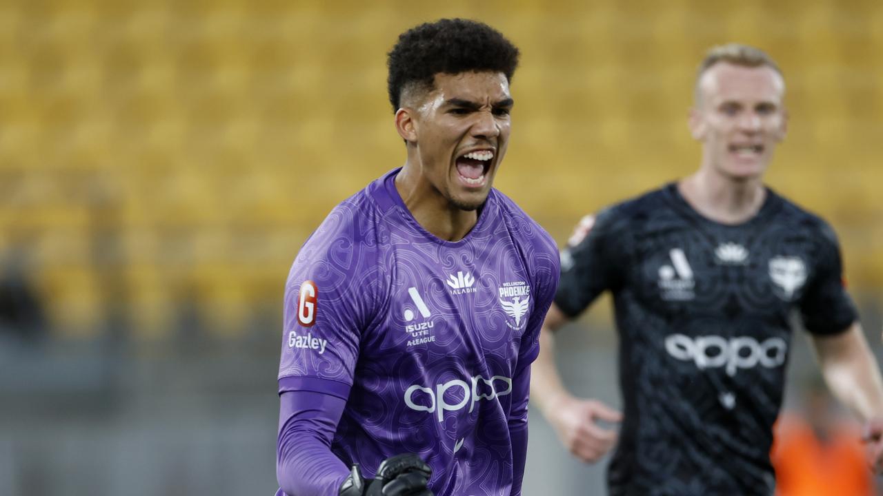 Young Kiwi keeper Alex Paulsen has been exceeding expectations with the Nix. (Photo by Andy Jackson/Getty Images)