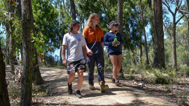 Mia Manton, Tex Young and Jai Ogg from Ballarat help with the search. Picture: Ian Wilson