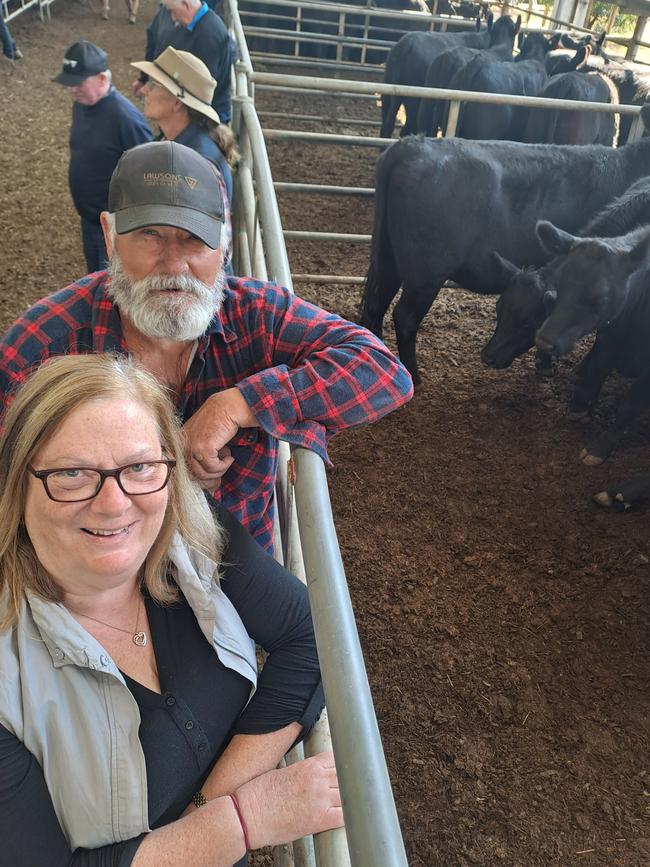 Janine Layton and Ross Linaker, Mia Mia, had the first pen of heifers in today’s Yea sale, receiving $1280 for 13 Angus and black baldy which weighed 416kg.