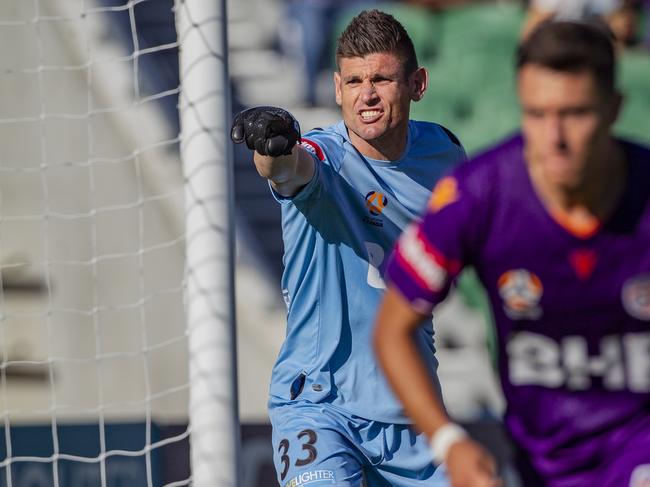 Liam Reddy of the Glory during the Round 1 A-League match between Perth Glory and Brisbane Roar at HBF Park in Perth, Sunday, October 13, 2019. (AAP Image/Tony McDonough) NO ARCHIVING, EDITORIAL USE ONLY