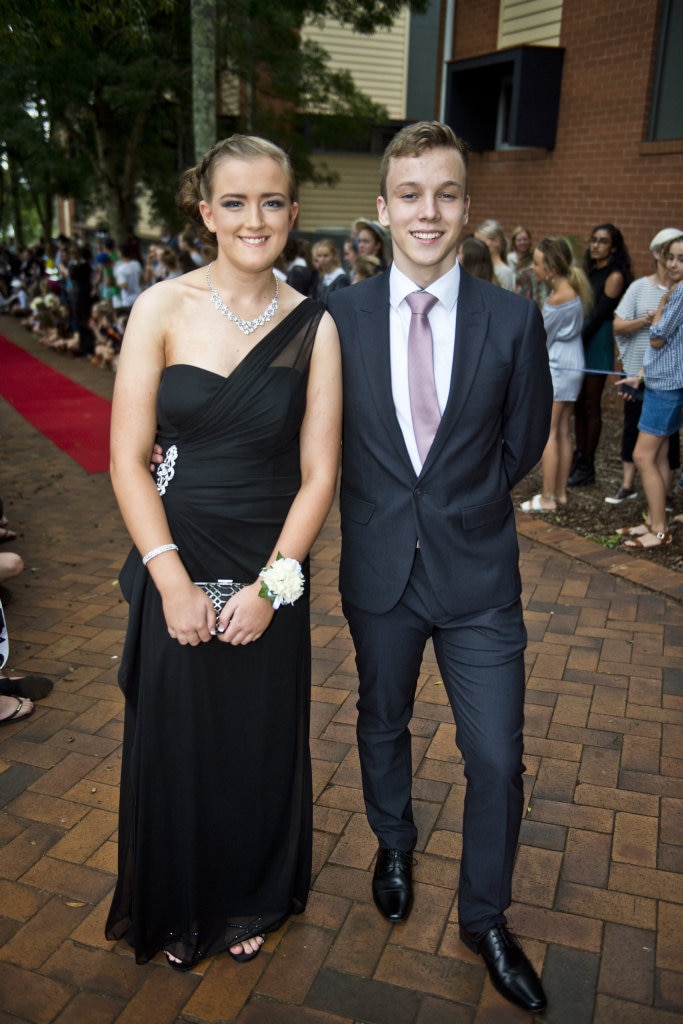 ( From left ) Mikayla Mullins and Gage Howard-Secombe. Picture: Nev Madsen