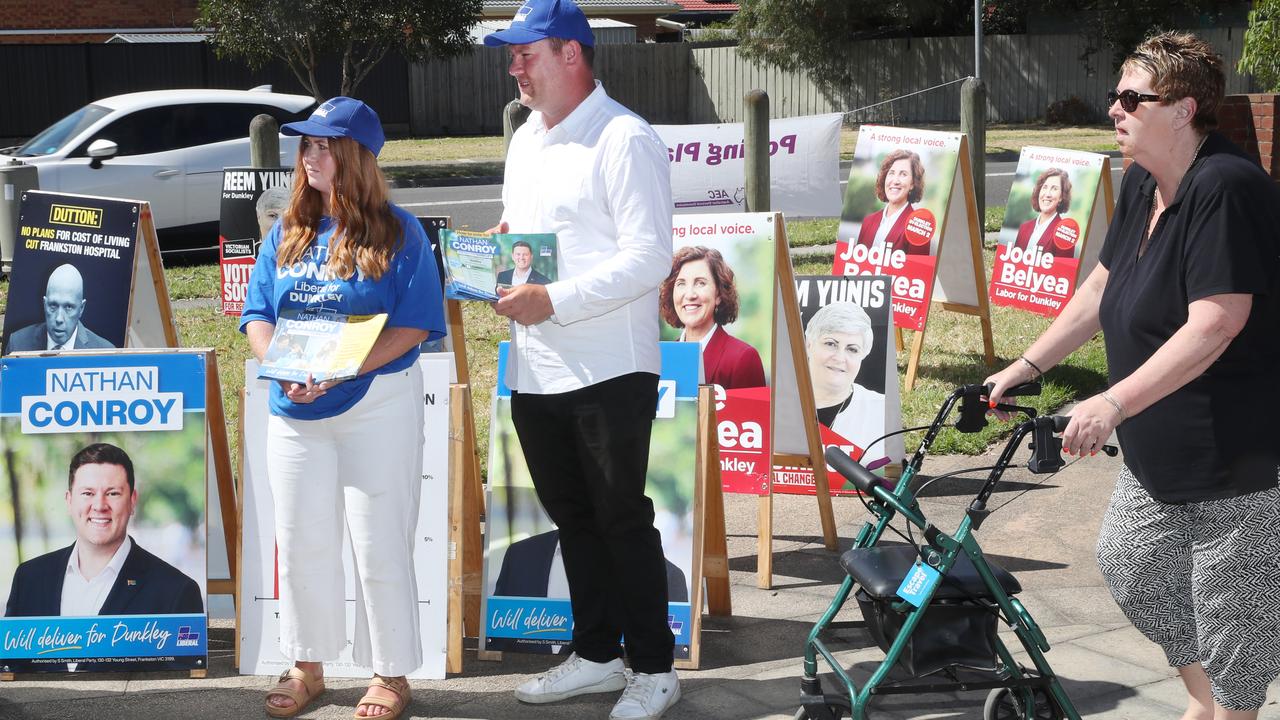 Liberal candidate Nathan Conroy with his wife Steffie Conroy, at the Carrum Downs Community Centre during early voting for the Dunkley by-election. Picture: NCA NewsWire/David Crosling