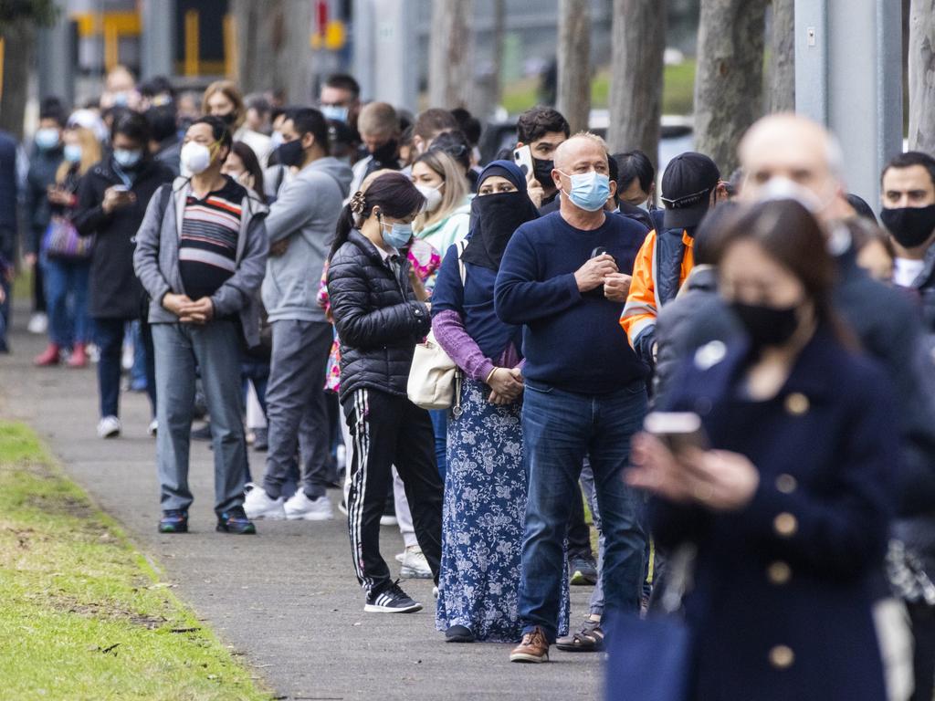 Long queues of people are seen at the NSW Vaccination Centre in Homebush, Sydney. Picture: Jenny Evans/Getty Images