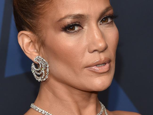 US singer Jennifer Lopez arrives to attend the 11th Annual Governors Awards gala hosted by the Academy of Motion Picture Arts and Sciences at the Dolby Theater in Hollywood on October 27, 2019. (Photo by Chris Delmas / AFP)