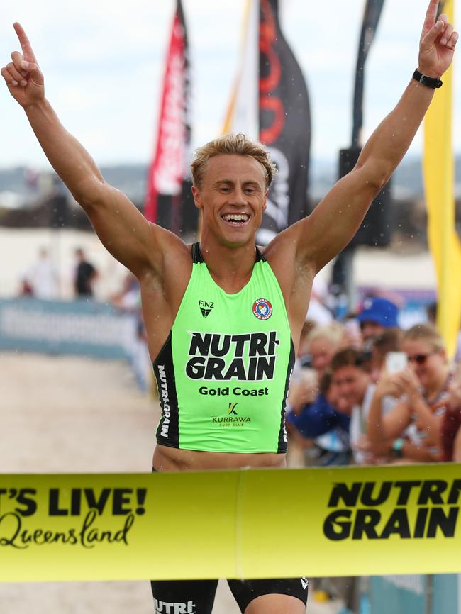 COOLANGATTA, AUSTRALIA - OCTOBER 13: Matt Bevilacqua celebrates winning the 2019 Coolangatta Gold on October 13, 2019 in Coolangatta, Australia. (Photo by Chris Hyde/Getty Images)