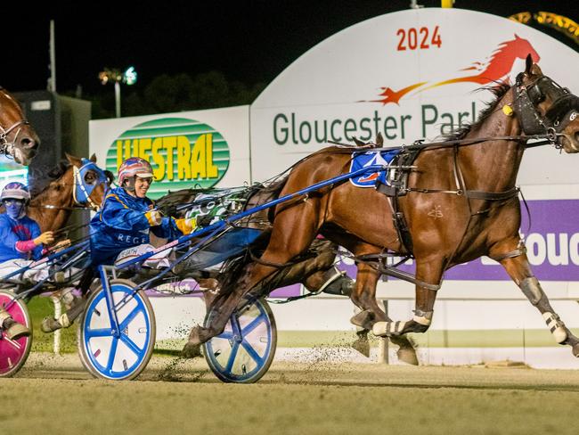 Catch A Wave winning The Nullarbor for trainer Andy Gath and driver Kate Gath at Gloucester Park on April 19, 2024. Picture: Pacepix