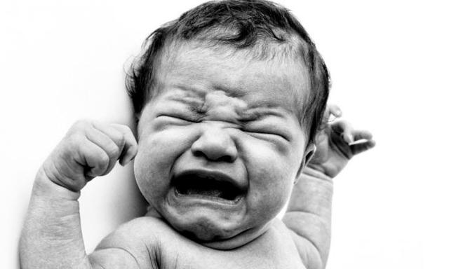 9 proven ways to calm your crying bub