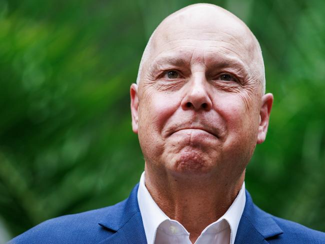 MELBOURNE, AUSTRALIA - Newswire Photos December 16, 2024:  Treasurer Tim Pallas announces his retirement during a press conference with Premier Jacinta Allan. Picture: NewsWire / Aaron Francis