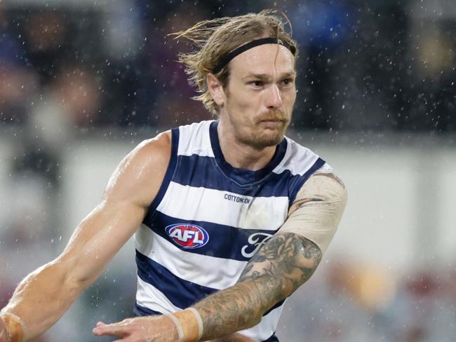 BRISBANE, AUSTRALIA - APRIL 20: Tom Stewart of the Cats in action during the 2024 AFL Round 06 match between the Brisbane Lions and the Geelong Cats at The Gabba on April 20, 2024 in BRISBANE, Australia. (Photo by Russell Freeman/AFL Photos via Getty Images)