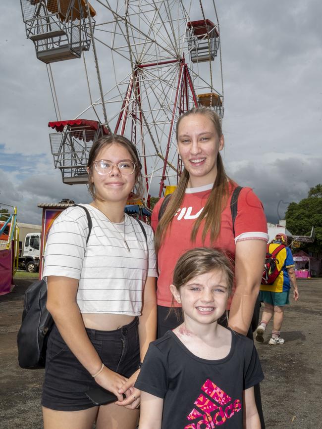 Jasmine Maher, Chloe Harm and Ruby Caplick at the Toowoomba Royal Show. Saturday, March 26, 2022. Picture: Nev Madsen.