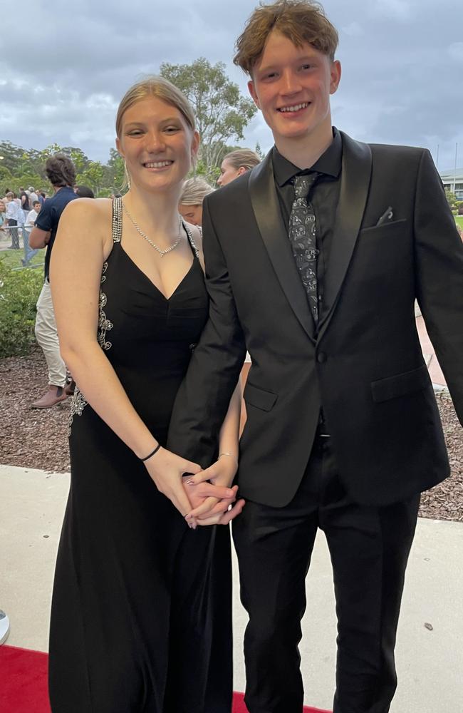 Caitlyn and Liam at the 2023 Mountain Creek State High formal.