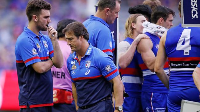 Luke Beveridge after speaking to his players.