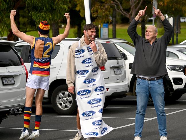 GEELONG, AUSTRALIA - AUGUST 28: Tom Hawkins, Isaac Smith and Billy Brownless arrive during the 2023 Geelong Cats end of season gathering at the Wharf Shed on August 28, 2023 in Geelong, Australia. (Photo by Morgan Hancock/AFL Photos via Getty Images)