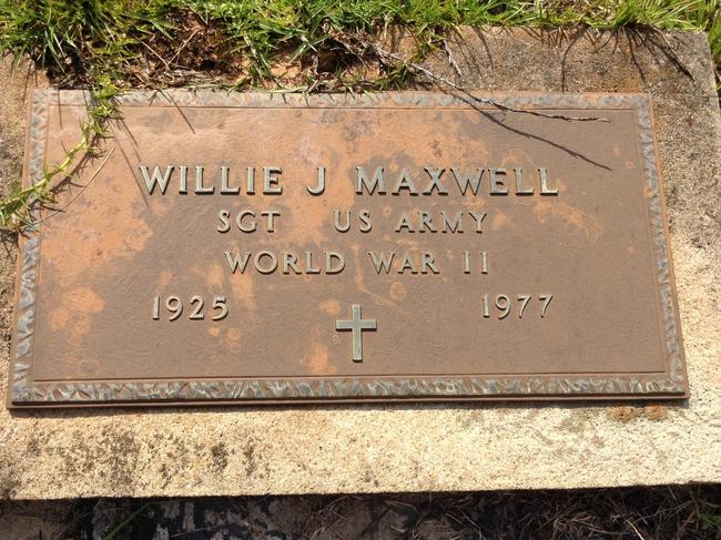The headstone of Willie Maxwell.