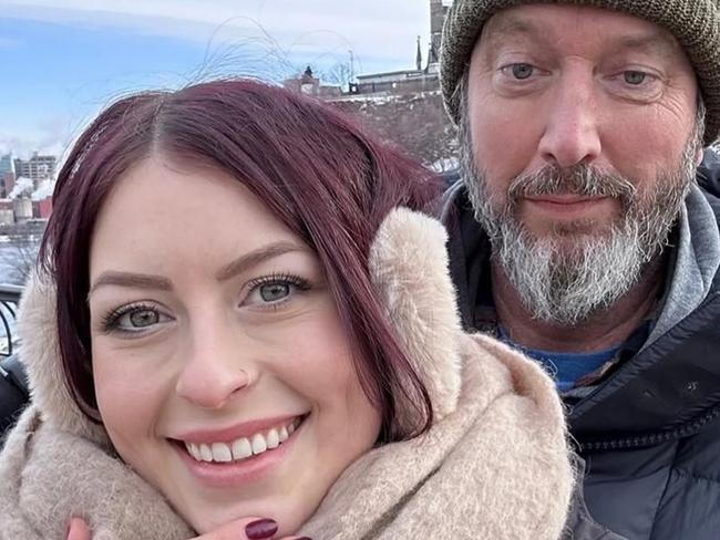 Tom Green announces engagement