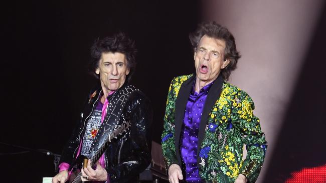 Ronnie Wood and Mick Jagger of The Rolling Stones. (Photo by Kevin Winter/Getty Images)